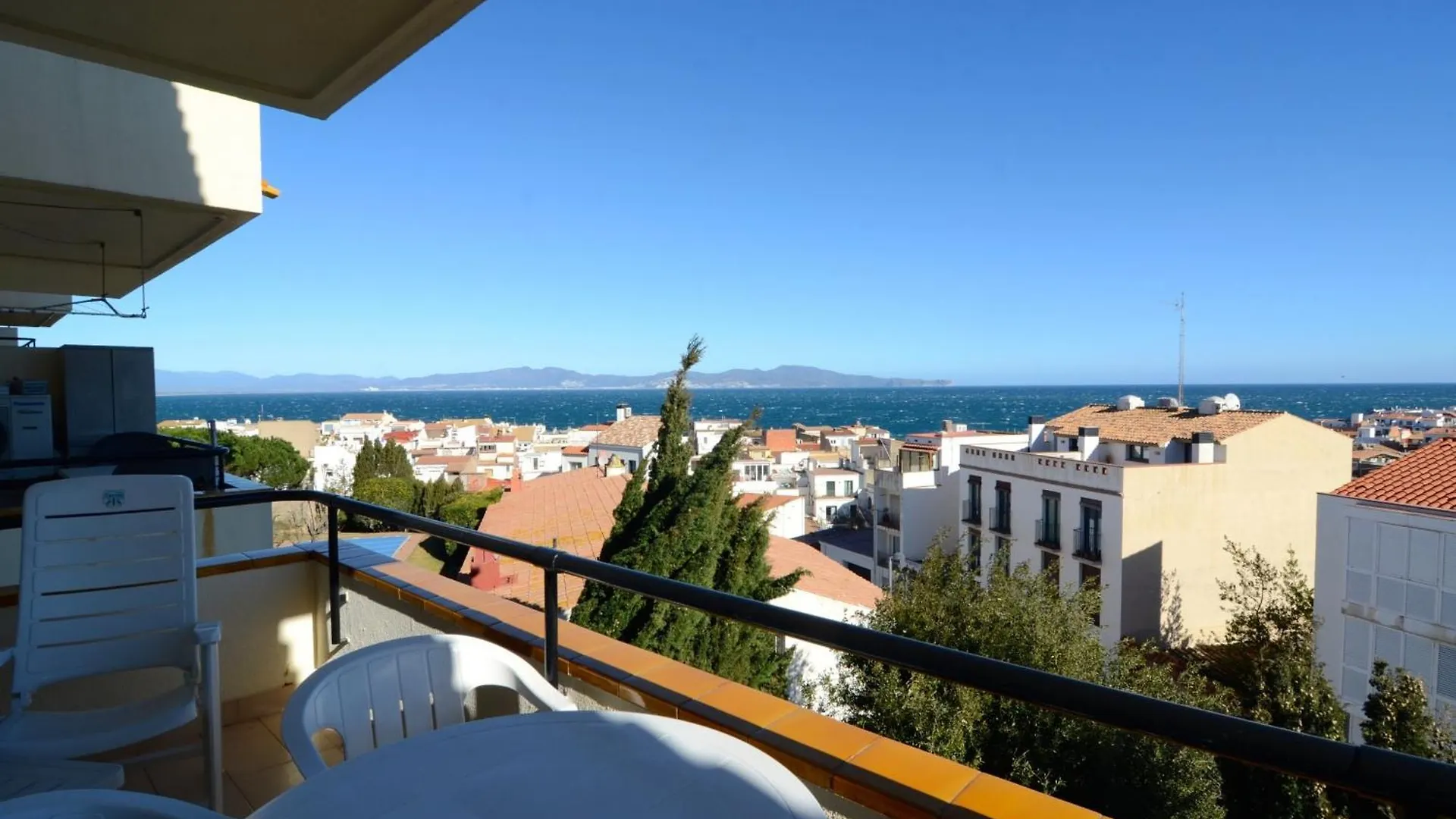 Puig Padro 4 1-1 Apartment L'Escala Spain